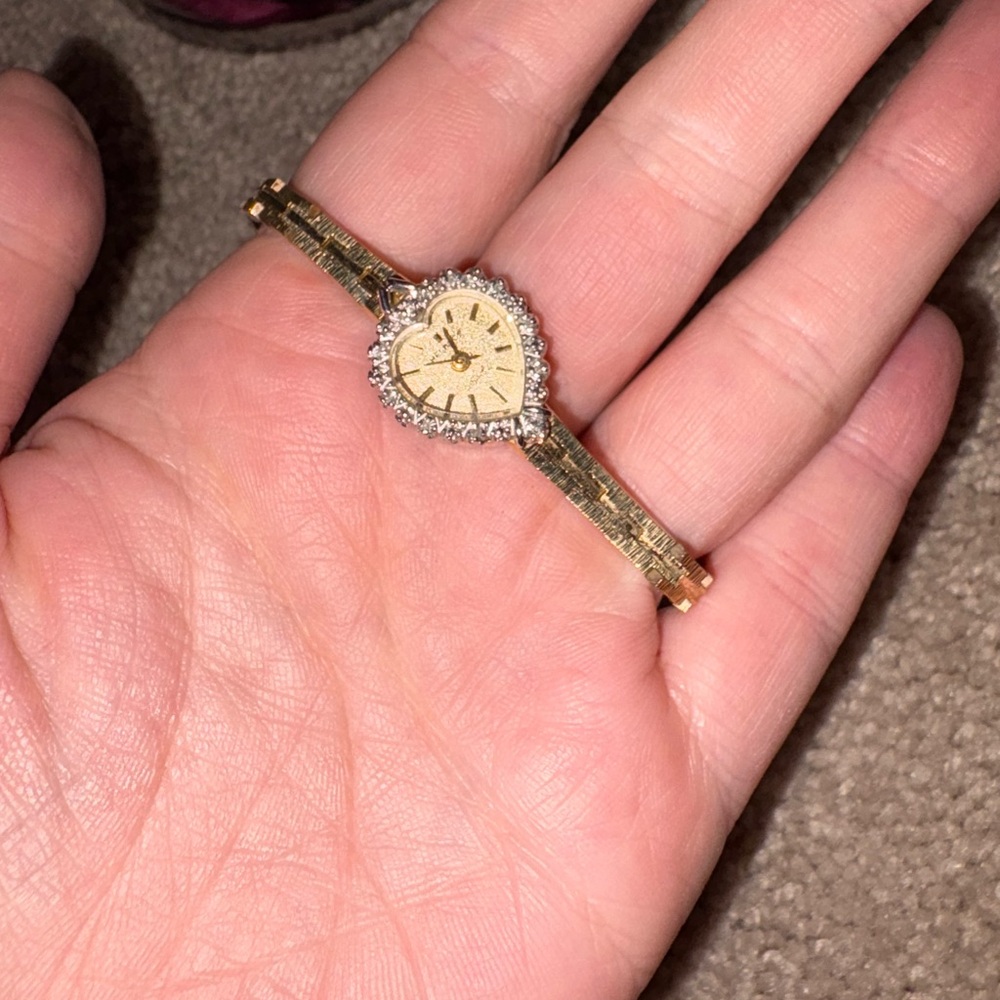 Vintage Helbros Gold Heart-Shaped Women's Watch